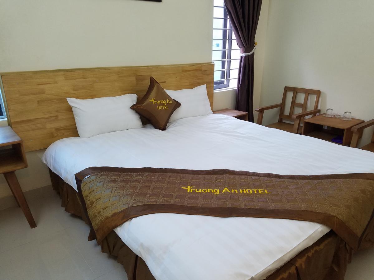 Truong An Hostel Viet Tri ภายนอก รูปภาพ